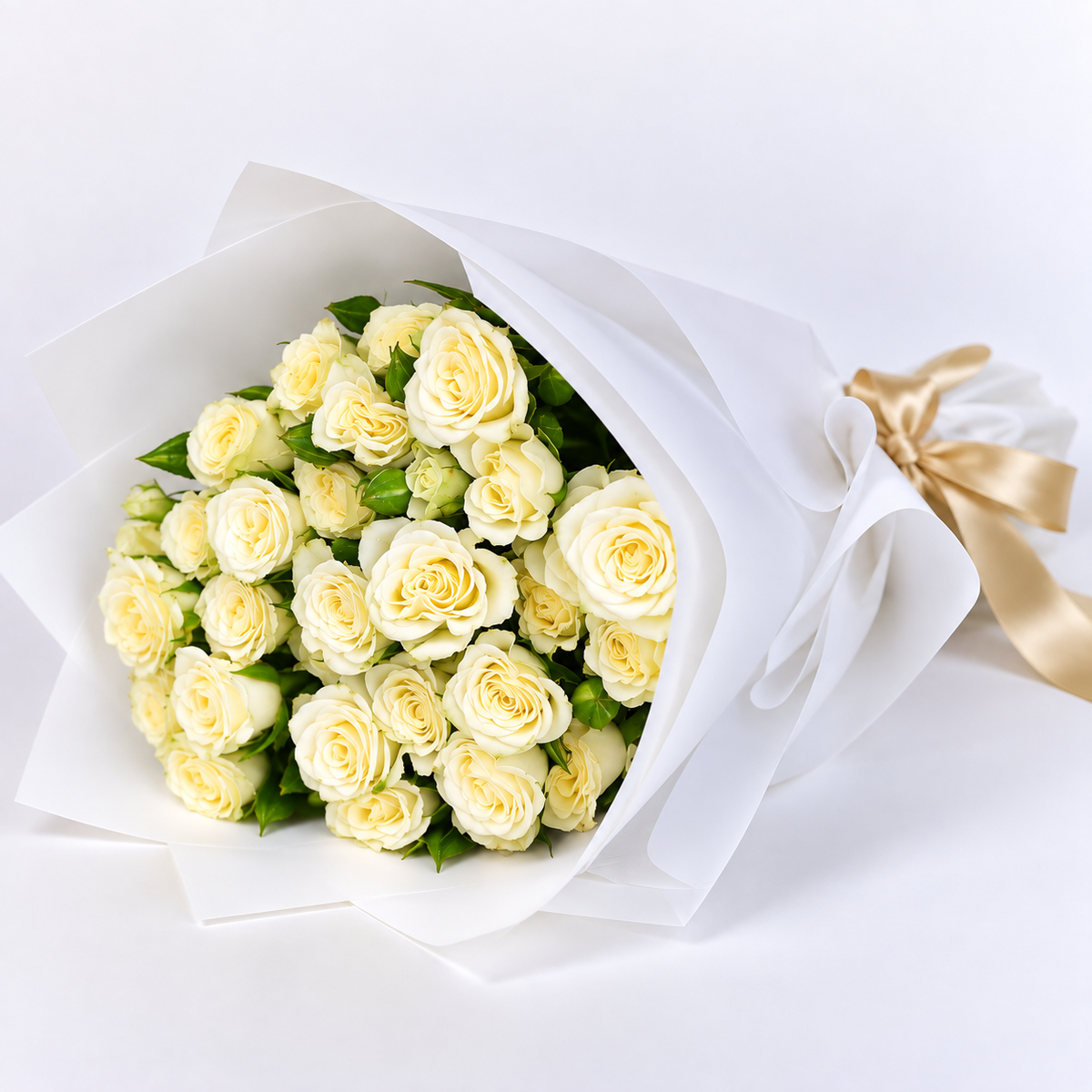 10 white baby roses bouquet with fresh delicate blooms