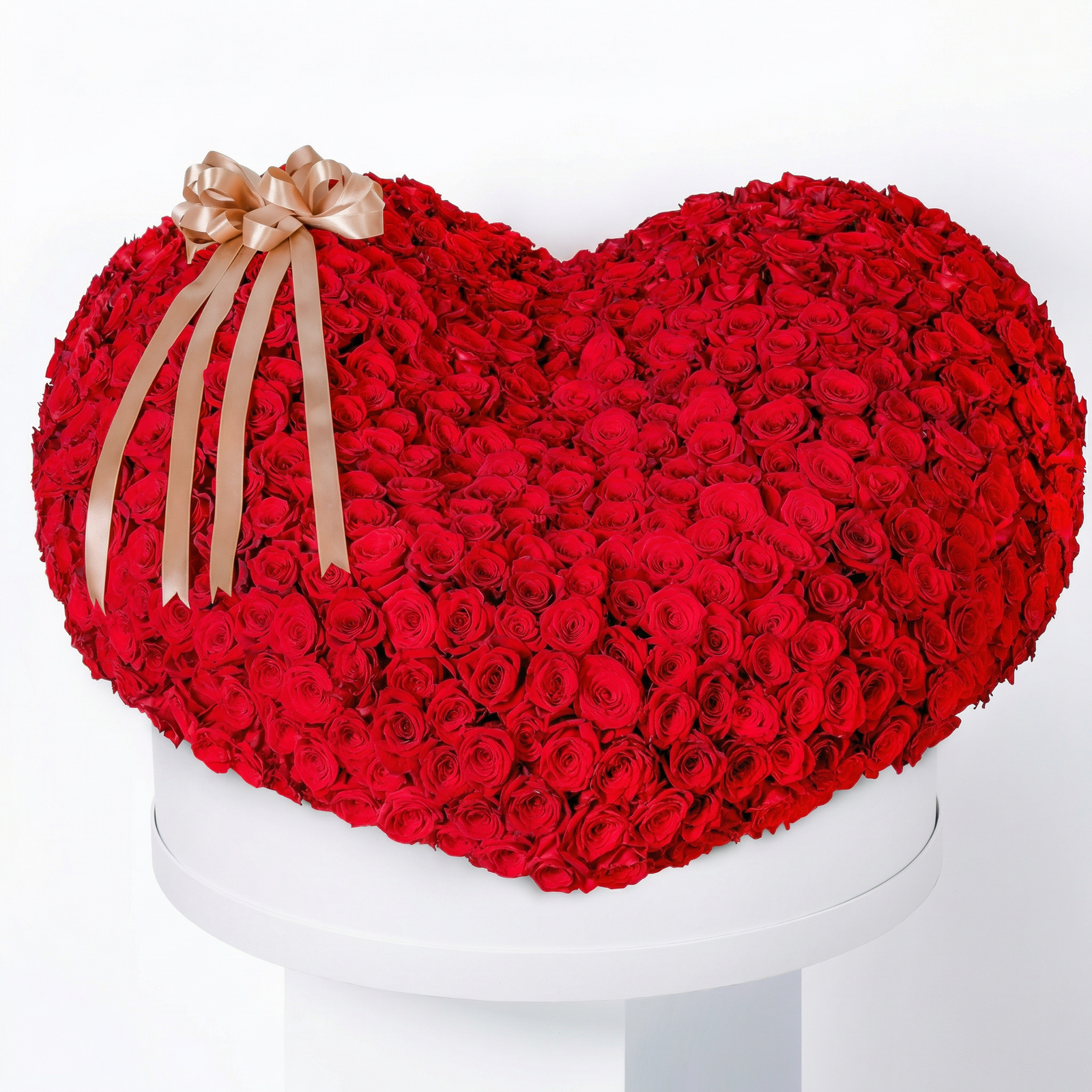 Luxury 3D Heart Red Rose Arrangement – XXXL Hatbox Floral Gift