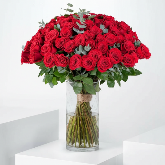 100 Premium Red Roses in Glass Vase