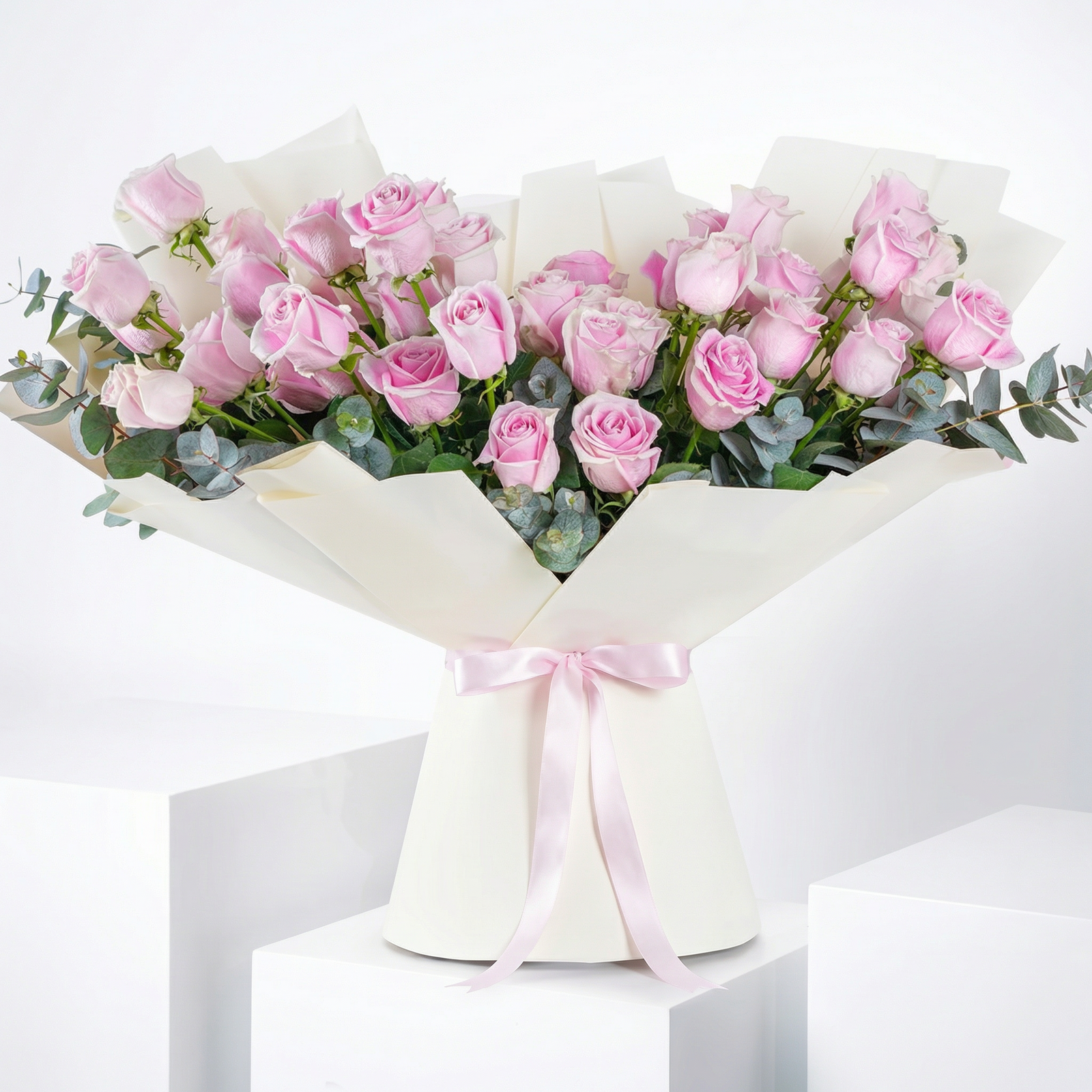 Blush Elegance – 50 Long-Stem Pink Rose Bouquet