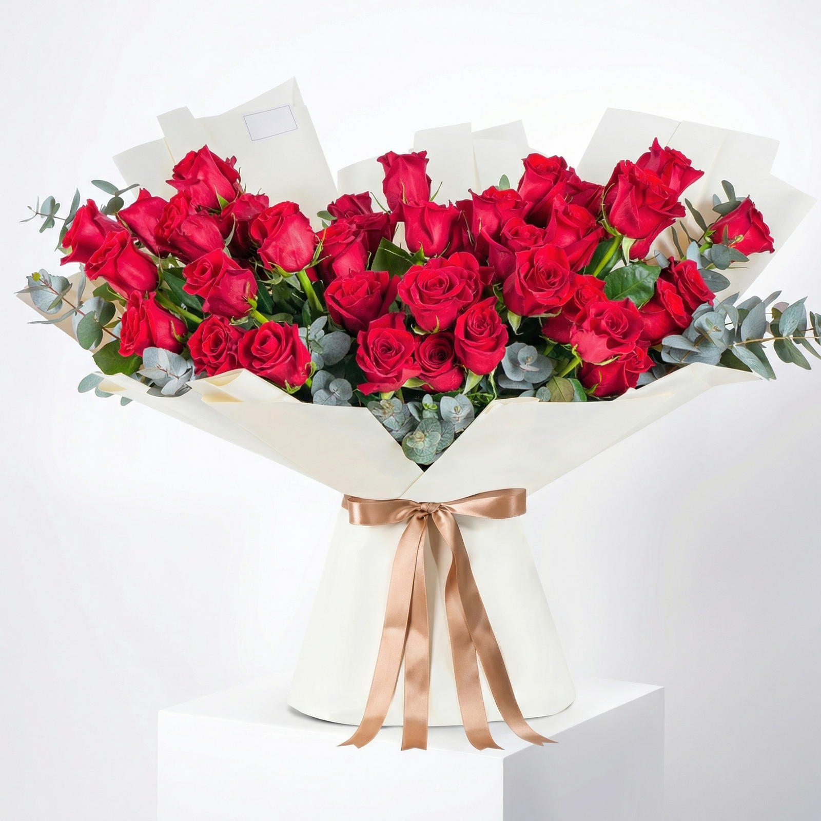 Golden Milestone Bouquet – 50 Crimson Rose Arrangement