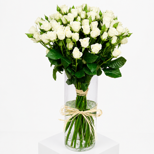 Fresh 10 white baby roses vase with same-day flower delivery in Kuwait, handcrafted by expert florists for every special occasion.