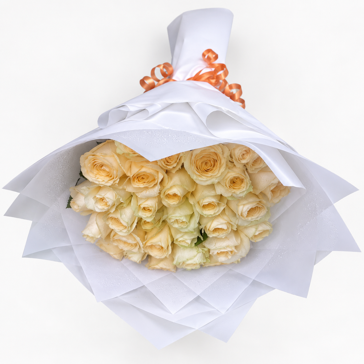 25 peach roses bouquet arranged as an elegant hand bouquet