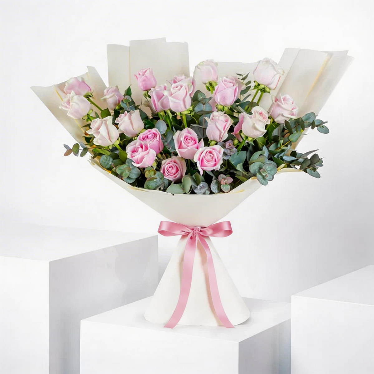 25 Pink Roses Luxury Bouquet
