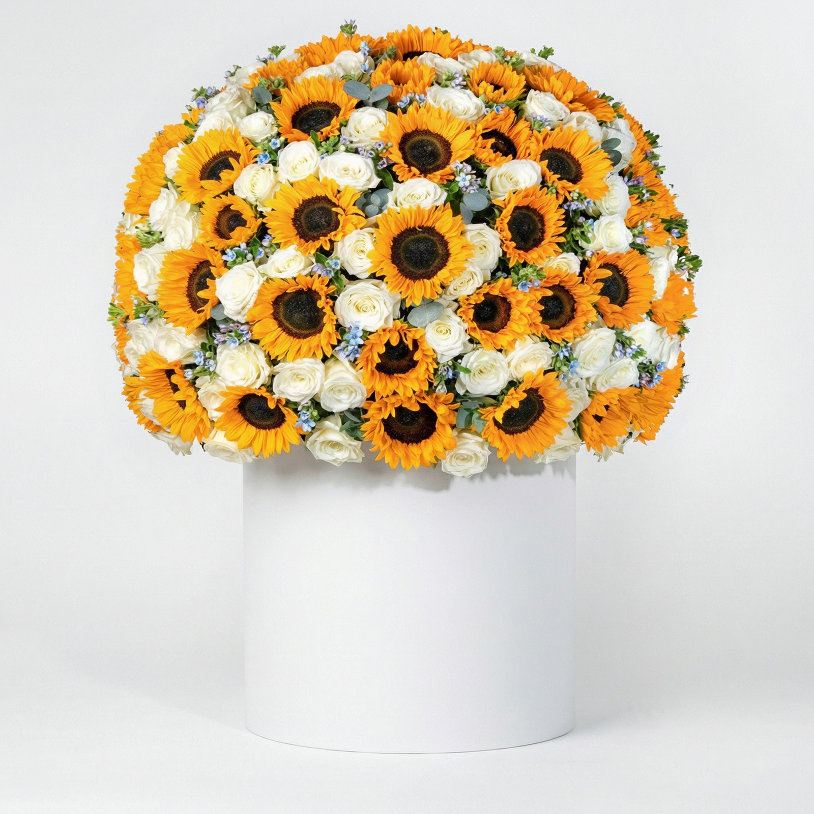 Royale Solenn Hatbox Flower Arrangement