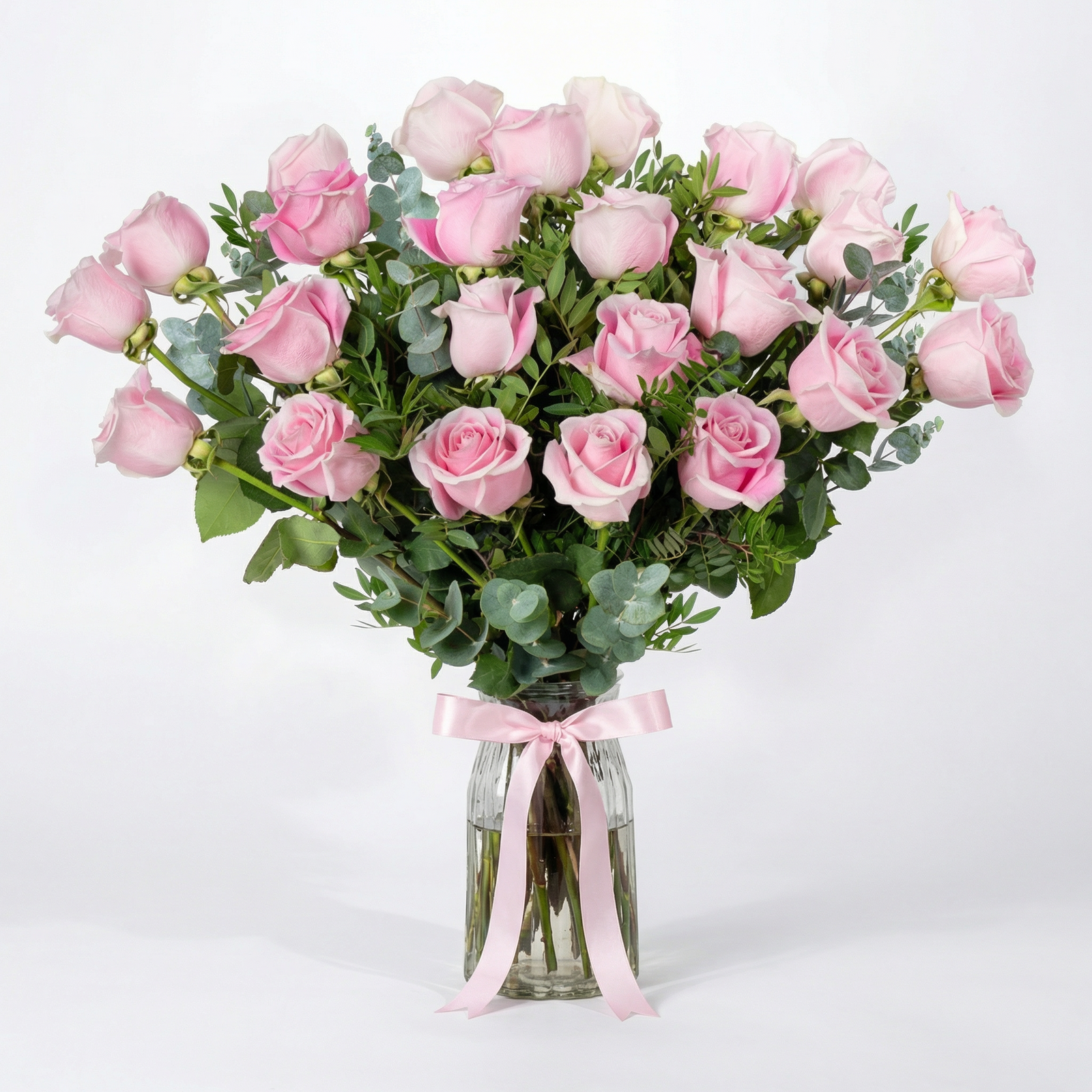 Blush Bloom Bouquet – 25 Pink Roses in Elegant Vase