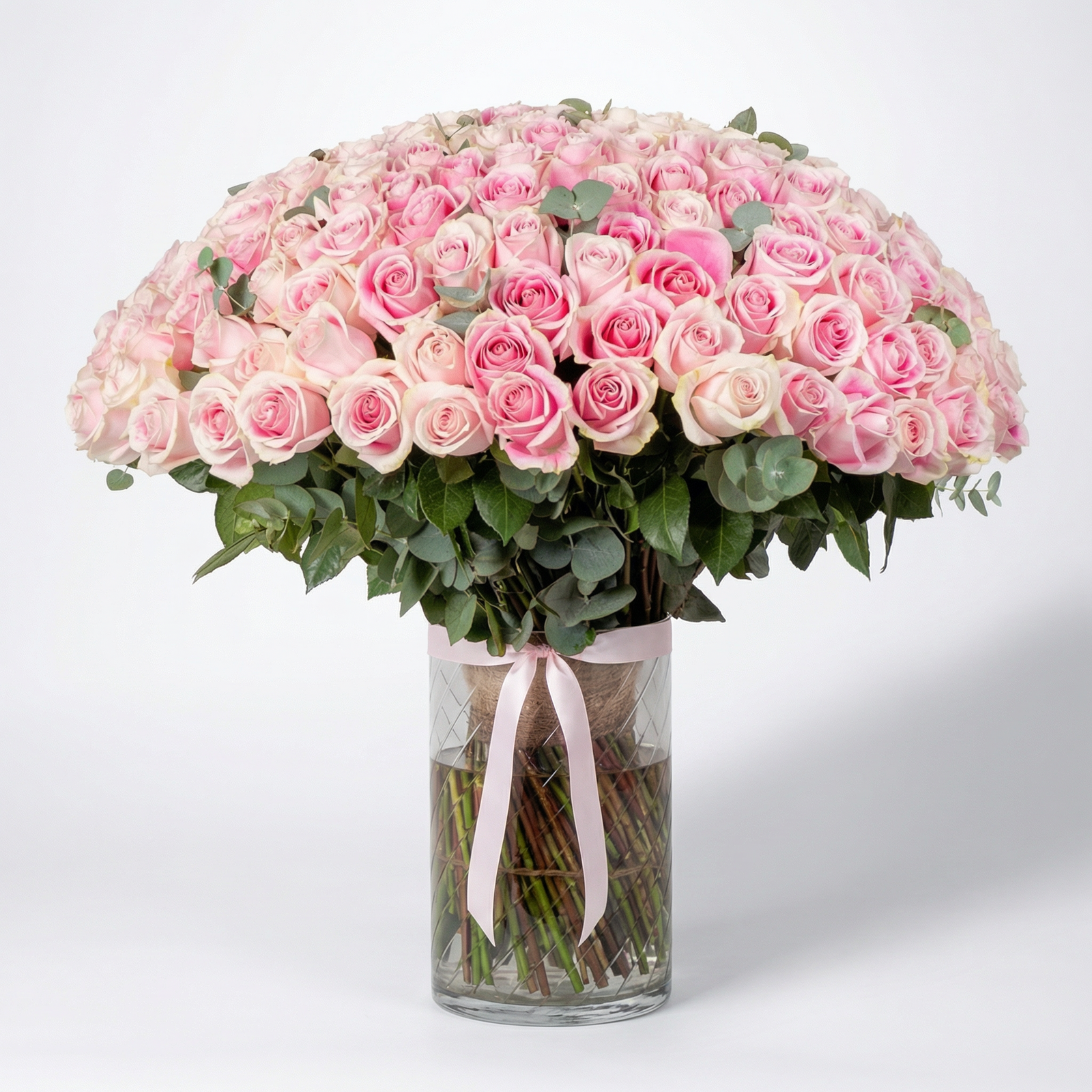 Luxury Vase Arrangement with 200 Premium Pink Roses